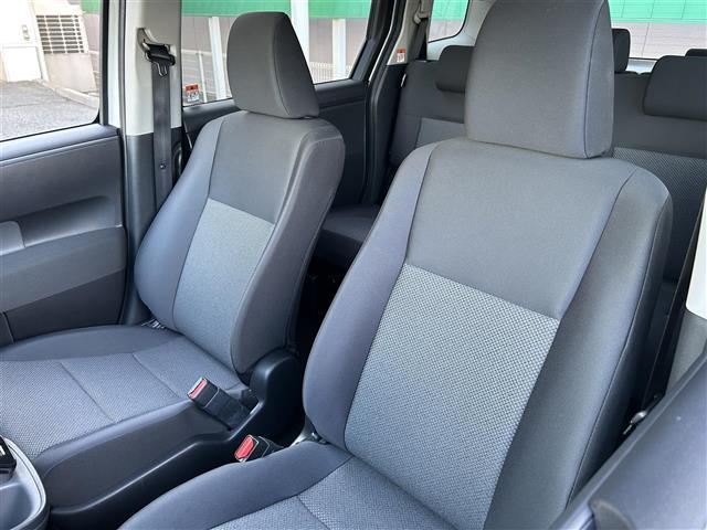 シエンタ ハイブリッドＧ　純正ナビ　ディスプレイオーディオ　両側パワースライド　パノラミックビューモニター　ＥＴＣ　レーダークルーズコントロール　ＡＣ１００Ｖ　ブラインドスポットモニター　衝突軽減ブレーキ　車線逸脱システム（29枚目）