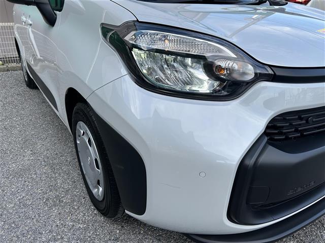 シエンタ ハイブリッドＧ　純正ナビ　ディスプレイオーディオ　両側パワースライド　パノラミックビューモニター　ＥＴＣ　レーダークルーズコントロール　ＡＣ１００Ｖ　ブラインドスポットモニター　衝突軽減ブレーキ　車線逸脱システム（41枚目）