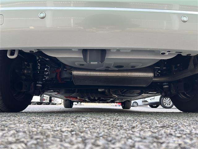 シエンタ ハイブリッドＧ　純正ナビ　ディスプレイオーディオ　両側パワースライド　パノラミックビューモニター　ＥＴＣ　レーダークルーズコントロール　ＡＣ１００Ｖ　ブラインドスポットモニター　衝突軽減ブレーキ　車線逸脱システム（43枚目）