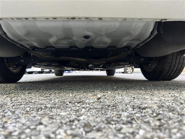 マークＸ ２５０Ｇ　リラックスセレクション　ワンオーナー　純正ＳＤナビ　Ｂｌｕｅｔｏｏｔｈ接続　全席パワーウインドウ　ＭＴモード付６速　ドアバイザー　前後コーナーセンサー　ウインカー付きミラー　純正１６インチＡＷ　プッシュスタート（43枚目）