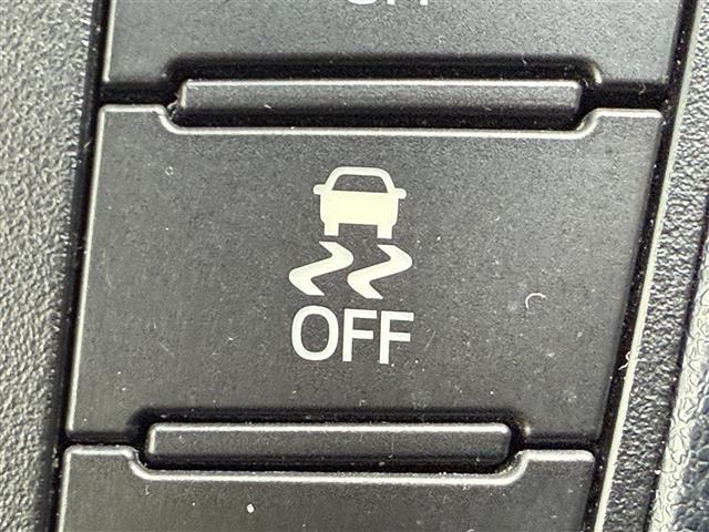 ヴェルファイア ２．５Ｚ　Ａエディション　純正９インチＳＤナビ　ＥＴＣ　Ｂｌｕｅｔｏｏｔｈ接続　バックモニター　サンルーフ　純正１８インチナビ　レーダークルーズコントロール　サイドバイザー　両側パワスラ　社外ステアリング（9枚目）