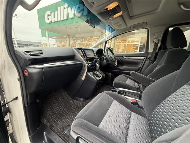 ヴェルファイア ２．５Ｚ　Ａエディション　純正９インチＳＤナビ　ＥＴＣ　Ｂｌｕｅｔｏｏｔｈ接続　バックモニター　サンルーフ　純正１８インチナビ　レーダークルーズコントロール　サイドバイザー　両側パワスラ　社外ステアリング（31枚目）