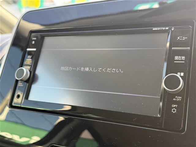 セレナ Ｘ　Ｖセレクション　純正ＳＤナビ　ＣＤ　ＤＶＤ　ワンオーナー　アラウンドビューモニター　ドライブレコーダー　クルーズコントロール　両側パワースライドドア　ＥＴＣ　エマージェンシーブレーキ　アイドリングストップ（4枚目）