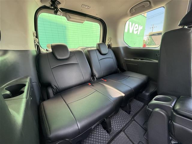 セレナ Ｘ　Ｖセレクション　純正ＳＤナビ　ＣＤ　ＤＶＤ　ワンオーナー　アラウンドビューモニター　ドライブレコーダー　クルーズコントロール　両側パワースライドドア　ＥＴＣ　エマージェンシーブレーキ　アイドリングストップ（16枚目）