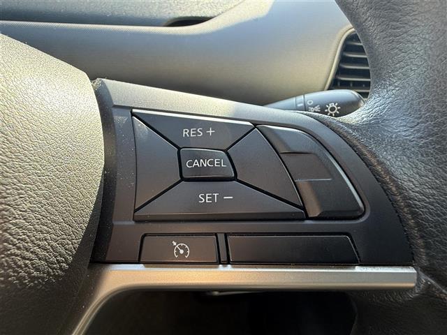 セレナ Ｘ　Ｖセレクション　純正ＳＤナビ　ＣＤ　ＤＶＤ　ワンオーナー　アラウンドビューモニター　ドライブレコーダー　クルーズコントロール　両側パワースライドドア　ＥＴＣ　エマージェンシーブレーキ　アイドリングストップ（30枚目）