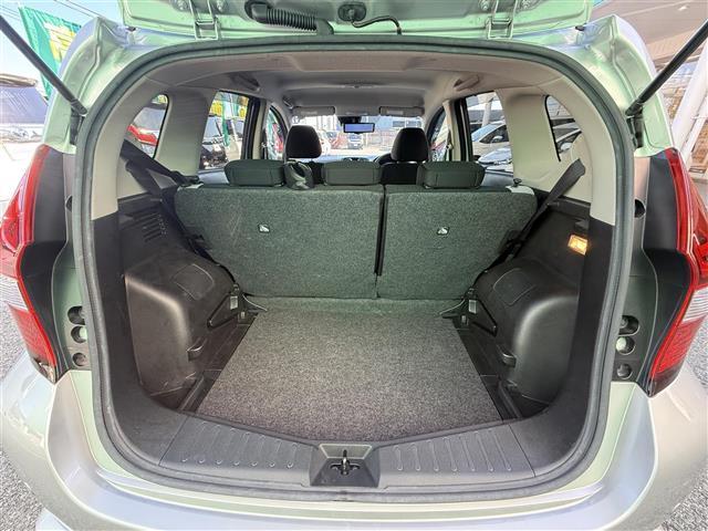 ノート ｅ－パワー　Ｂ　純正ＳＤナビ　電子インナーミラー　電動格納ミラー　純正フロアマット　スマートキ―　全方位カメラ　ハロゲンヘッドランプ　ドアバイザー　純正ホイールキャップ　オートライト（15枚目）