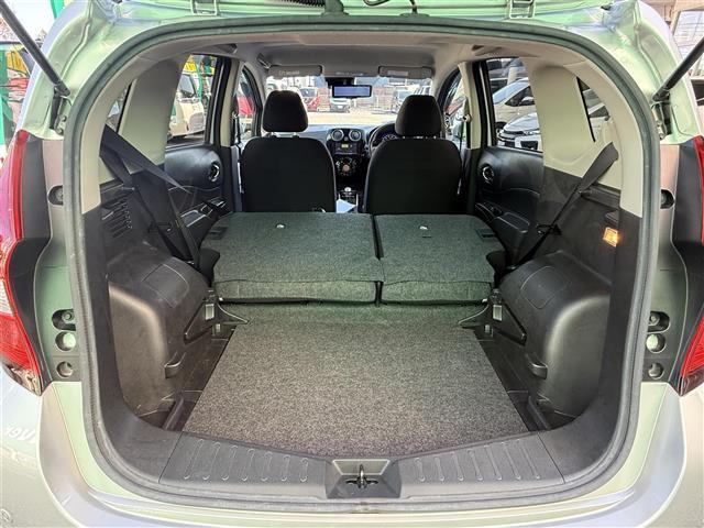 ノート ｅ－パワー　Ｂ　純正ＳＤナビ　電子インナーミラー　電動格納ミラー　純正フロアマット　スマートキ―　全方位カメラ　ハロゲンヘッドランプ　ドアバイザー　純正ホイールキャップ　オートライト（35枚目）