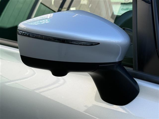 ノート ｅ－パワー　Ｂ　純正ＳＤナビ　電子インナーミラー　電動格納ミラー　純正フロアマット　スマートキ―　全方位カメラ　ハロゲンヘッドランプ　ドアバイザー　純正ホイールキャップ　オートライト（36枚目）