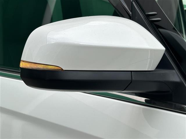 ノア Ｓ－Ｚ　純正１０．５インチナビ（ＣＤ／ＤＶＤ／ＴＶ／ＢＴ／ＨＤＭＩ）１３．２インチ後席モニター　デジタルインナーミラー　ビルトインＥＴＣ２．０　ドラレコ前後　バックモニター　レーダークルーズコントロール（37枚目）