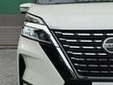 夜間の運転が楽しくなるLEDヘッドライト♪視認性が高くなり安全面での満足感はもちろん、外観もスタイリッシュな見た目となります!