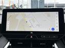 ハリアー Ｚ　レザーパッケージ　純正１２．３型ディスプレイオーディオ　ＪＢＬプレミアムサウンドシステム　ワンオーナー　パノラミックビューモニター　レーダークルーズコントロール　デジタルインナーミラー　パワーバックドア　本革シート（4枚目）