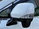 付いているだけで高級感のＵＰするウィンカー内臓サイドミラー♪もちろん見た目だけでなく、対向車からの視認性の向上につながり、安全度もＵＰ