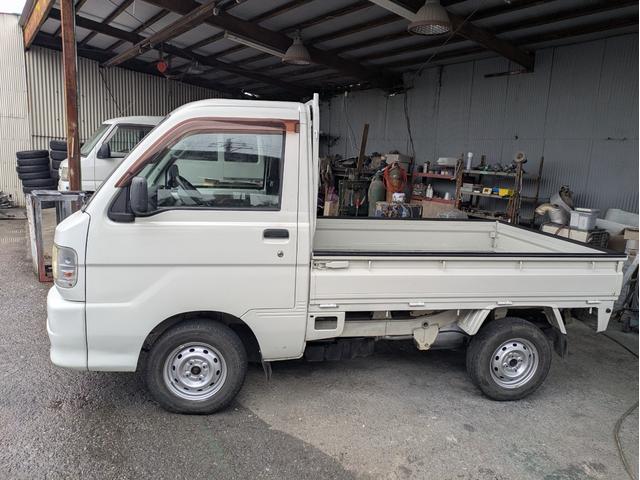ハイゼットトラック  4WD エアコン ナビ(5枚目)
