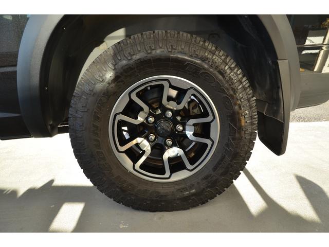 ダッジ・ラム 1500 REBEL クワッドキャブ 2016新車並行 自社輸入 エアサスペンション フロントパワーシート フロントシートヒーター LEDフォグランプ 電動格納ミラー バックカメラ 社外ナビTV(17枚目)