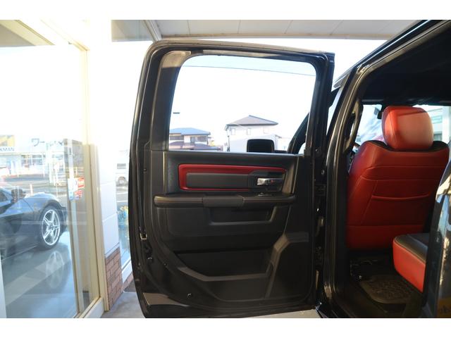 ダッジ・ラム 1500 REBEL クワッドキャブ 2016新車並行 自社輸入 エアサスペンション フロントパワーシート フロントシートヒーター LEDフォグランプ 電動格納ミラー バックカメラ 社外ナビTV(62枚目)