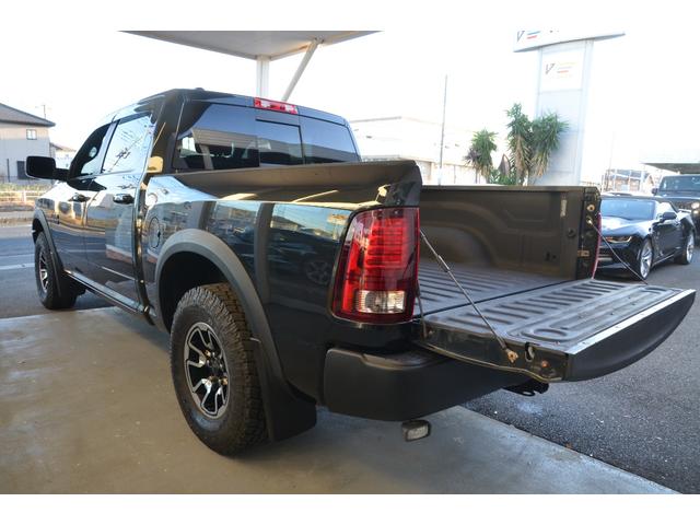 ダッジ・ラム 1500 REBEL クワッドキャブ 2016新車並行 自社輸入 エアサスペンション フロントパワーシート フロントシートヒーター LEDフォグランプ 電動格納ミラー バックカメラ 社外ナビTV(69枚目)