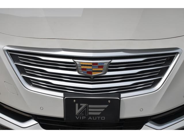 キャデラックＣＴ６ プラチナム　正規ディーラー車　電動ガラスルーフ　リアエンターテイメント　ＢＯＳＥパナレイサウンド　アダプティブクルーズコントロール　フォワードコリジョンアラート　純正２０アルミホイール　ＥＴＣ（18枚目）