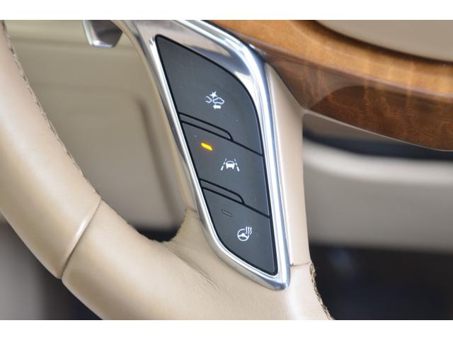 キャデラックＣＴ６ プラチナム　正規ディーラー車　電動ガラスルーフ　リアエンターテイメント　ＢＯＳＥパナレイサウンド　アダプティブクルーズコントロール　フォワードコリジョンアラート　純正２０アルミホイール　ＥＴＣ（24枚目）