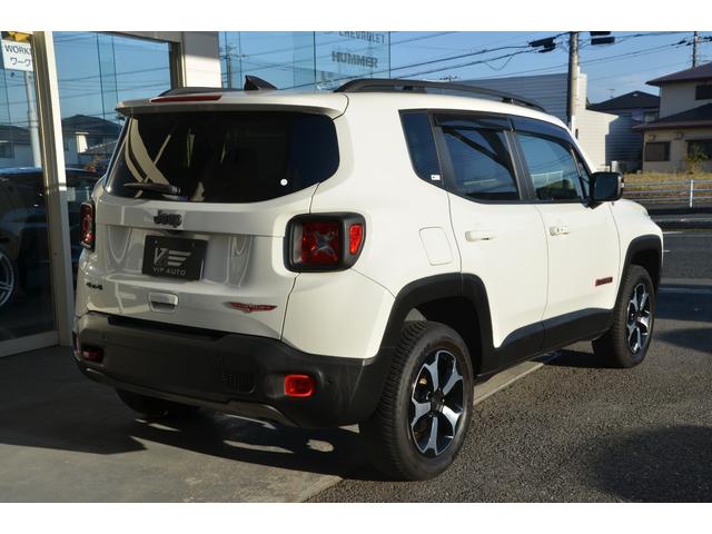 ジープ・レネゲード トレイルホーク 4WD 1.3Lターボ 2022正規ディーラー車 クルーズコントロール アイドリングストップ 純正17アルミホイール 純正ナビTV バックカメラ ETC2.0 Bluetooth プッシュスタート(10枚目)