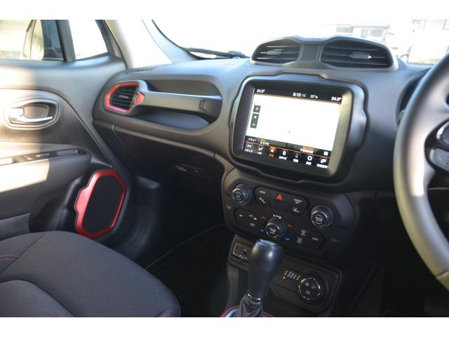 ジープ・レネゲード トレイルホーク 4WD 1.3Lターボ 2022正規ディーラー車 クルーズコントロール アイドリングストップ 純正17アルミホイール 純正ナビTV バックカメラ ETC2.0 Bluetooth プッシュスタート(31枚目)