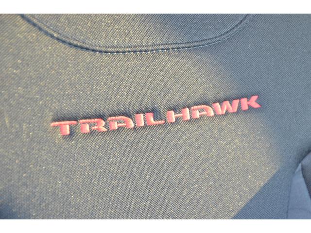 ジープ・レネゲード トレイルホーク 4WD 1.3Lターボ 2022正規ディーラー車 クルーズコントロール アイドリングストップ 純正17アルミホイール 純正ナビTV バックカメラ ETC2.0 Bluetooth プッシュスタート(41枚目)