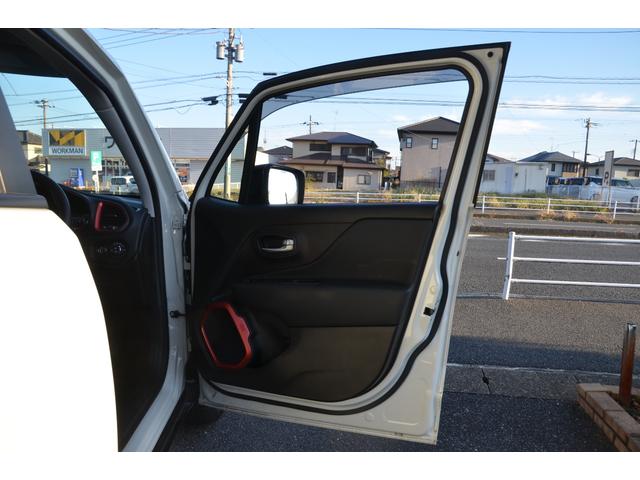 ジープ・レネゲード トレイルホーク 4WD 1.3Lターボ 2022正規ディーラー車 クルーズコントロール アイドリングストップ 純正17アルミホイール 純正ナビTV バックカメラ ETC2.0 Bluetooth プッシュスタート(43枚目)