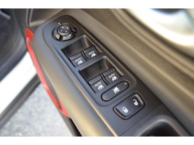 ジープ・レネゲード トレイルホーク 4WD 1.3Lターボ 2022正規ディーラー車 クルーズコントロール アイドリングストップ 純正17アルミホイール 純正ナビTV バックカメラ ETC2.0 Bluetooth プッシュスタート(45枚目)