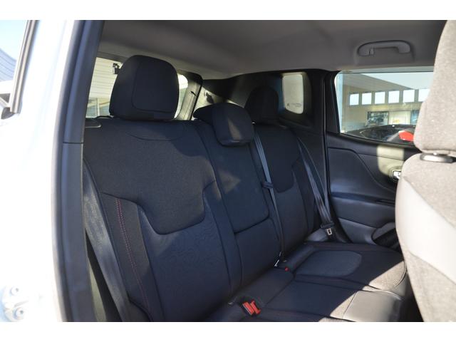 ジープ・レネゲード トレイルホーク 4WD 1.3Lターボ 2022正規ディーラー車 クルーズコントロール アイドリングストップ 純正17アルミホイール 純正ナビTV バックカメラ ETC2.0 Bluetooth プッシュスタート(46枚目)