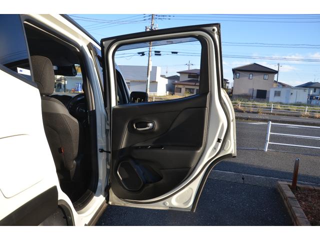 ジープ・レネゲード トレイルホーク 4WD 1.3Lターボ 2022正規ディーラー車 クルーズコントロール アイドリングストップ 純正17アルミホイール 純正ナビTV バックカメラ ETC2.0 Bluetooth プッシュスタート(47枚目)