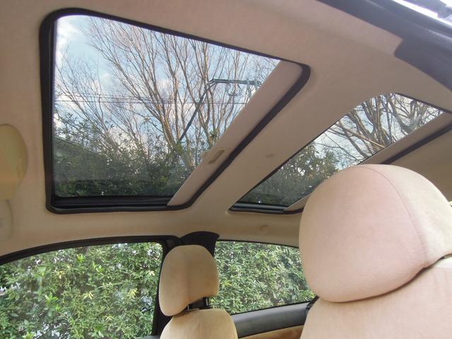 イプシロン １．４　１６Ｖ　ＬＨＤ　５ＭＴ　禁煙　左ハンドル　５速マニュアル　車検２年付き　禁煙　スカイドーム（電動及びガラスルーフ）　日本語取説　ＥＴＣ　スペアキー　キーコードカード　オーディオコード　前後ドラレコ　アルカンターラシート（12枚目）