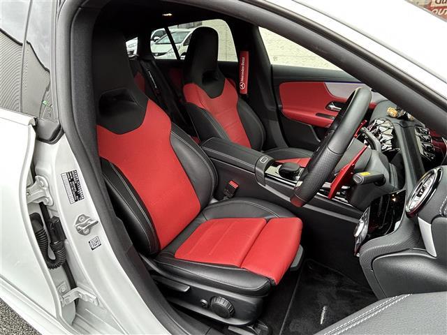 ＣＬＡクラス シューティングブレーク ＣＬＡ２００ｄ　シューティングブレーク　ワンオーナー／ガラスルーフ／純正ディスプレーオーディオナビ／ブラインドスポットモニター／ヘットアップディスプレイ／アラウンドビューモニター／レーダークルーズコントロール／レーダ探知機／／パドルシフト（16枚目）
