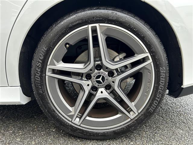 ＣＬＡクラス シューティングブレーク ＣＬＡ２００ｄ　シューティングブレーク　ワンオーナー／ガラスルーフ／純正ディスプレーオーディオナビ／ブラインドスポットモニター／ヘットアップディスプレイ／アラウンドビューモニター／レーダークルーズコントロール／レーダ探知機／／パドルシフト（32枚目）