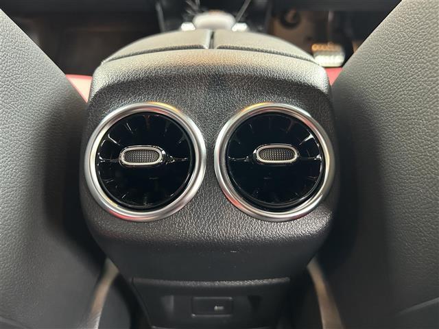 ＣＬＡクラス シューティングブレーク ＣＬＡ２００ｄ　シューティングブレーク　ワンオーナー／ガラスルーフ／純正ディスプレーオーディオナビ／ブラインドスポットモニター／ヘットアップディスプレイ／アラウンドビューモニター／レーダークルーズコントロール／レーダ探知機／／パドルシフト（39枚目）