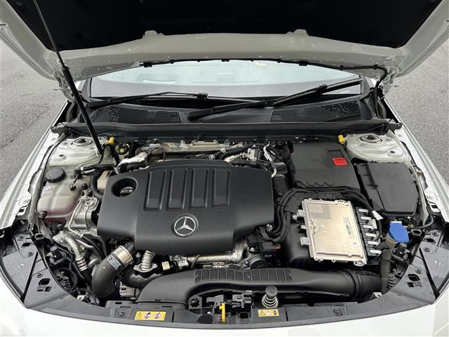 ＣＬＡクラス シューティングブレーク ＣＬＡ２００ｄ　シューティングブレーク　ワンオーナー／ガラスルーフ／純正ディスプレーオーディオナビ／ブラインドスポットモニター／ヘットアップディスプレイ／アラウンドビューモニター／レーダークルーズコントロール／レーダ探知機／／パドルシフト（41枚目）
