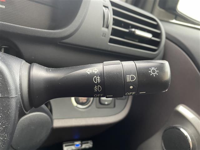 ｉＱ １００Ｇ　純正フロアマット／電格ミラー／ドライブレコーダー／ＥＴＣ／純正１５インチＡＷ／エンジンスタートボタン／スマートキー（26枚目）