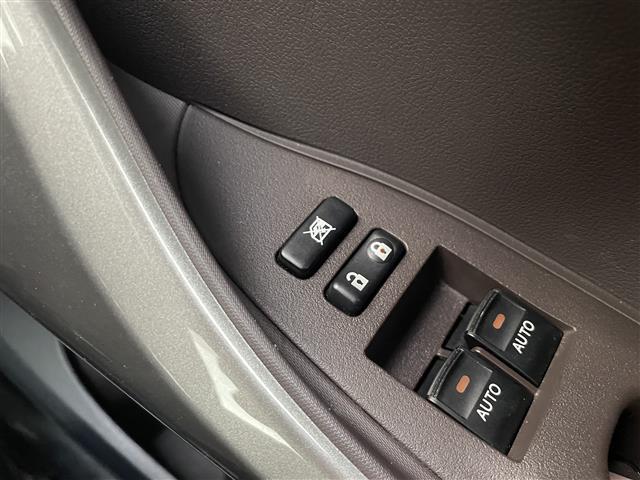 ｉＱ １００Ｇ　純正フロアマット／電格ミラー／ドライブレコーダー／ＥＴＣ／純正１５インチＡＷ／エンジンスタートボタン／スマートキー（31枚目）