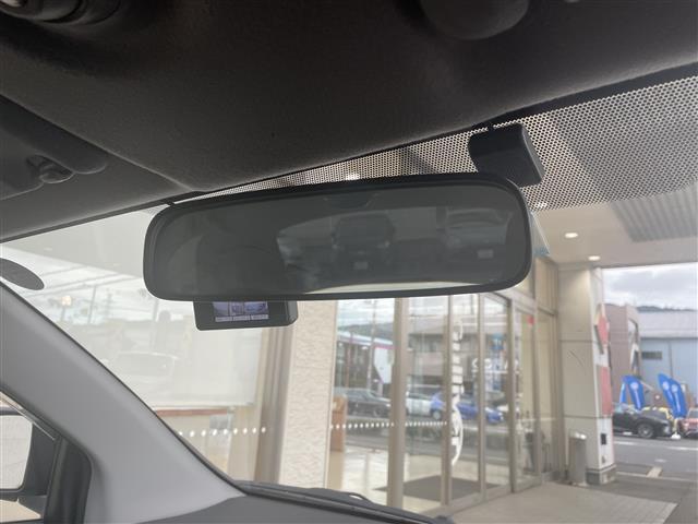 ｉＱ １００Ｇ　純正フロアマット／電格ミラー／ドライブレコーダー／ＥＴＣ／純正１５インチＡＷ／エンジンスタートボタン／スマートキー（35枚目）