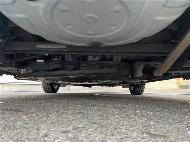 ｉＱ １００Ｇ　純正フロアマット／電格ミラー／ドライブレコーダー／ＥＴＣ／純正１５インチＡＷ／エンジンスタートボタン／スマートキー（41枚目）