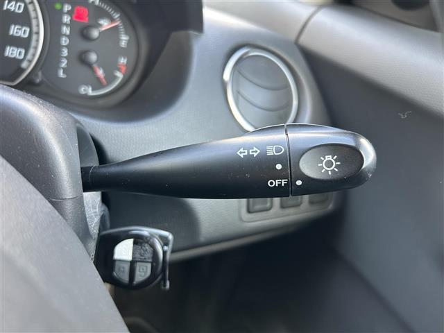 スイフト 1.3XG 盗難防止装置/ETC/純正フロアマット(7枚目)