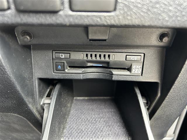 アルファード 2.5S Cパッケージ 黒革 Wサンルーフ JBLメーカーナビ フルセグTV CD DVD BT HDMI 純正フリップダウン パノラミックビュー ブラインドスポットモニタ 冷暖エアシート 両側電動 パワーバックドア 禁煙車(6枚目)