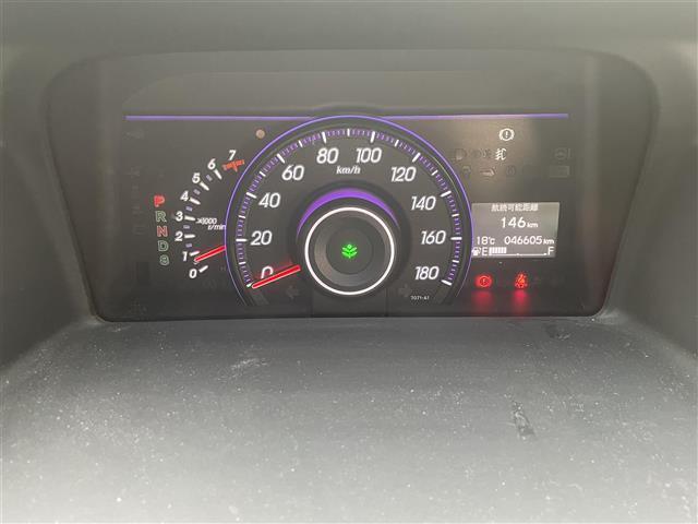 ステップワゴンスパーダ Z ワンオーナー 両側パワースライドドア 純正ナビ TV CD DVD バックカメラ HIDオートライト フォグライト スマートキー ETC パドルシフト 革巻きステアリング アイドリングストップ(12枚目)