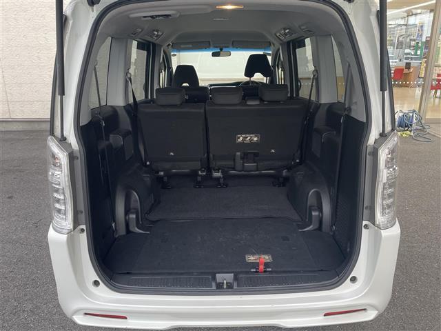 ステップワゴンスパーダ Z ワンオーナー 両側パワースライドドア 純正ナビ TV CD DVD バックカメラ HIDオートライト フォグライト スマートキー ETC パドルシフト 革巻きステアリング アイドリングストップ(19枚目)