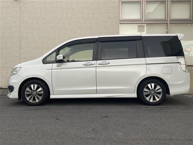 ステップワゴンスパーダ Z ワンオーナー 両側パワースライドドア 純正ナビ TV CD DVD バックカメラ HIDオートライト フォグライト スマートキー ETC パドルシフト 革巻きステアリング アイドリングストップ(26枚目)