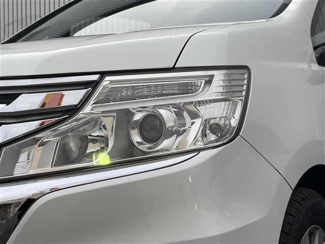 ステップワゴンスパーダ Z ワンオーナー 両側パワースライドドア 純正ナビ TV CD DVD バックカメラ HIDオートライト フォグライト スマートキー ETC パドルシフト 革巻きステアリング アイドリングストップ(29枚目)