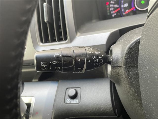 ステップワゴンスパーダ Z ワンオーナー 両側パワースライドドア 純正ナビ TV CD DVD バックカメラ HIDオートライト フォグライト スマートキー ETC パドルシフト 革巻きステアリング アイドリングストップ(33枚目)