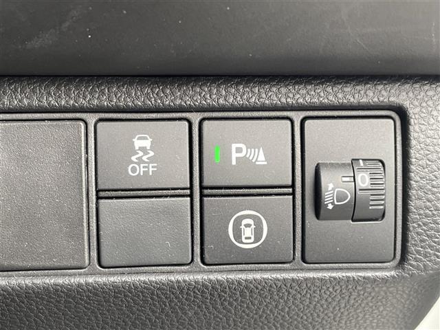 ヴェゼル G 純正9型ナビ フルセグTV BT バックカメラ ビルトイン2.0ETC 置くだけ充電 衝突軽減ブレーキ レーダークルコン コーナーセンサー LEDオートライト スマートキー2個 DAC 禁煙車(9枚目)