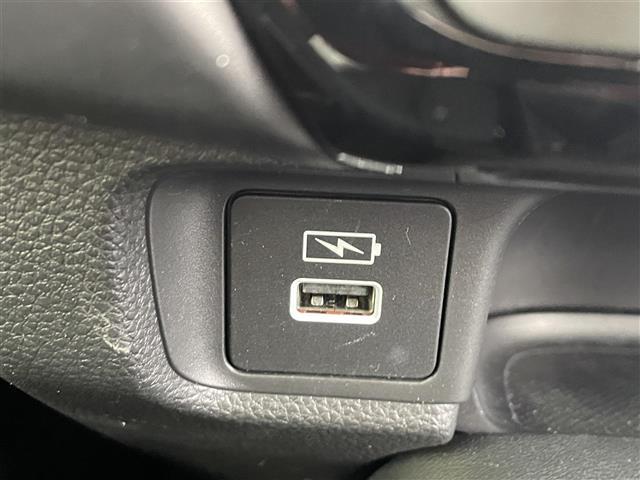 ヴェゼル G 純正9型ナビ フルセグTV BT バックカメラ ビルトイン2.0ETC 置くだけ充電 衝突軽減ブレーキ レーダークルコン コーナーセンサー LEDオートライト スマートキー2個 DAC 禁煙車(36枚目)