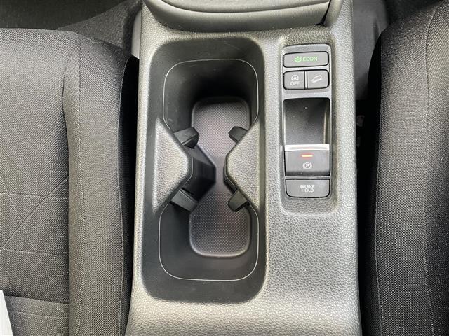 ヴェゼル G 純正9型ナビ フルセグTV BT バックカメラ ビルトイン2.0ETC 置くだけ充電 衝突軽減ブレーキ レーダークルコン コーナーセンサー LEDオートライト スマートキー2個 DAC 禁煙車(38枚目)