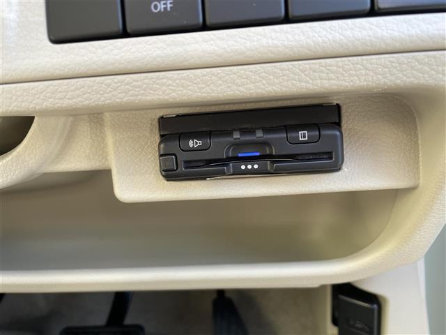 アルトラパンＬＣ Ｌ　ディスプレイオーディオ　ＢＴ　ＵＳＢ　バックカメラ　シートヒーター　ＥＴＣ　前後ドラレコ　スマートキー２個　ＬＥＤオートライト　衝突軽減ブレーキ　バックソナー　レーンアシスト　革巻きステアリング　禁煙（5枚目）