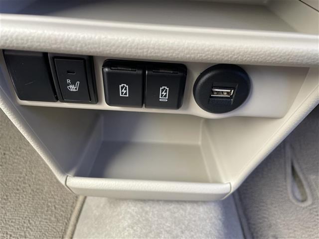 アルトラパンＬＣ Ｌ　ディスプレイオーディオ　ＢＴ　ＵＳＢ　バックカメラ　シートヒーター　ＥＴＣ　前後ドラレコ　スマートキー２個　ＬＥＤオートライト　衝突軽減ブレーキ　バックソナー　レーンアシスト　革巻きステアリング　禁煙（8枚目）